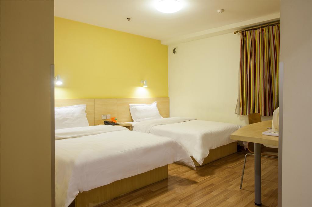 7Days Inn Qingdao Haiyunan Xinglong Road Camera foto